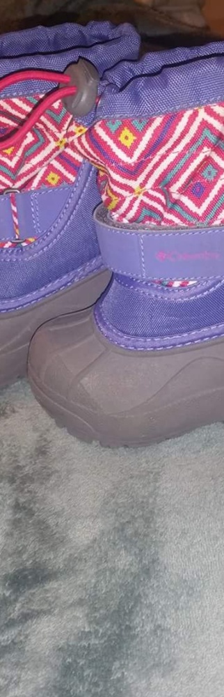 Girls Columbia boots